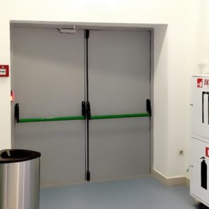 Противопожарная двупольная глухая дверь / серия FRM7296